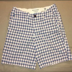 Abercrombie & Fitch plaid cargo shorts